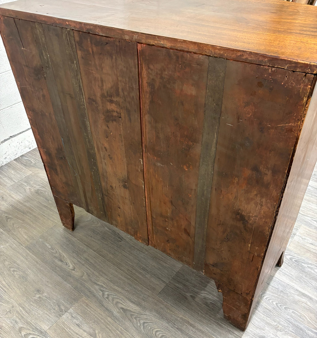 Antique Federal Hepplewhite Style Bowfront Mahogany Chest Dresser