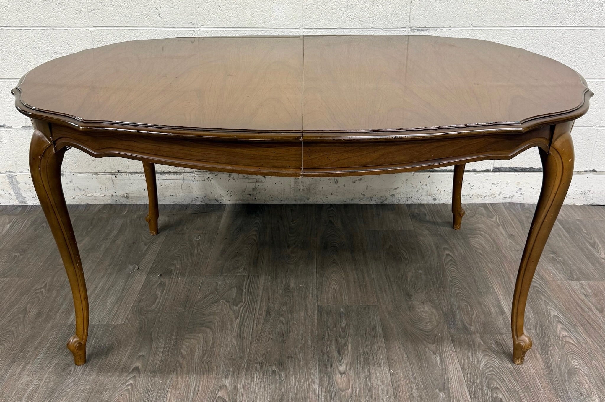 Vintage French Provincial Style Dining Table with Extension Two Leaves