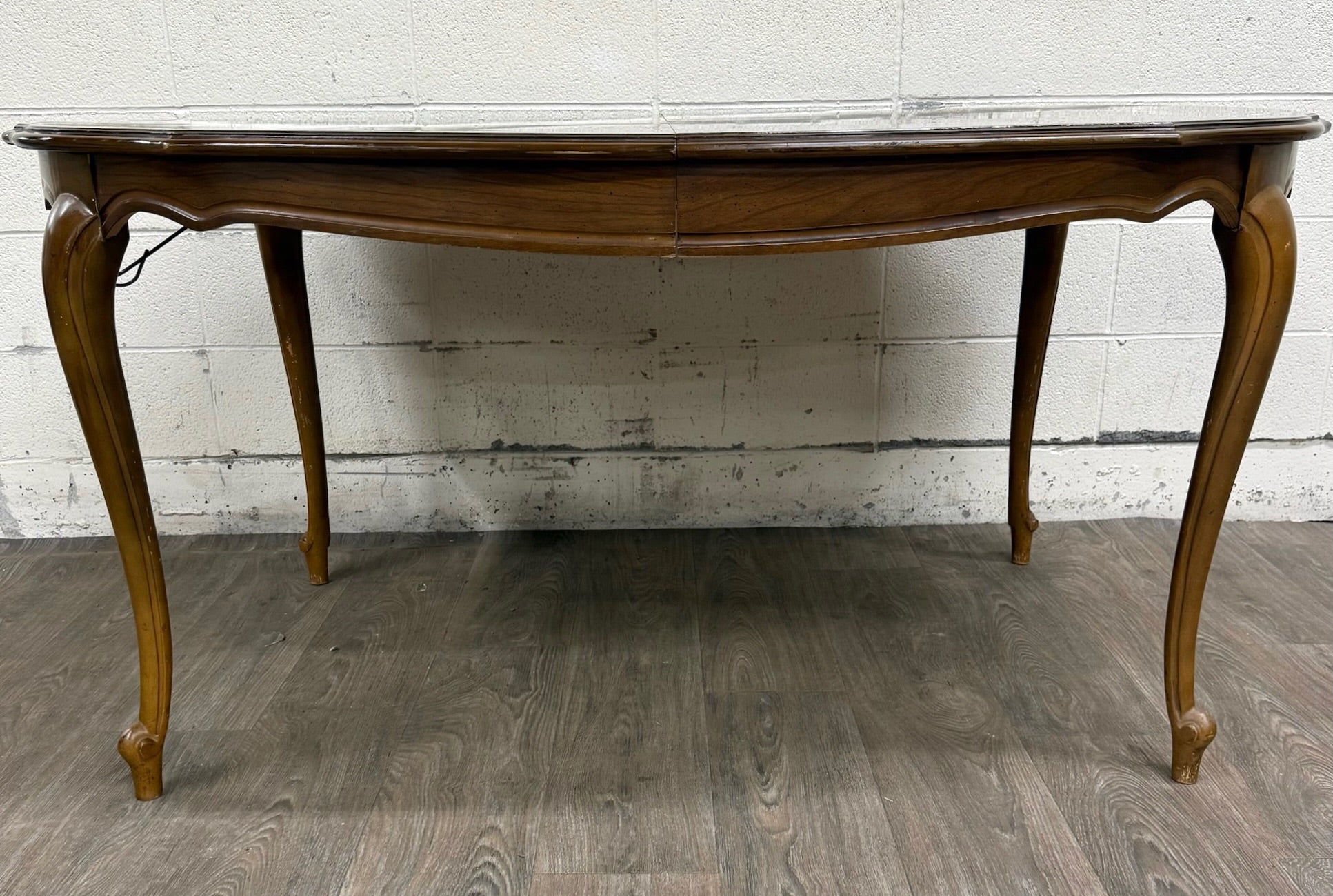 Vintage French Provincial Style Dining Table with Extension Two Leaves