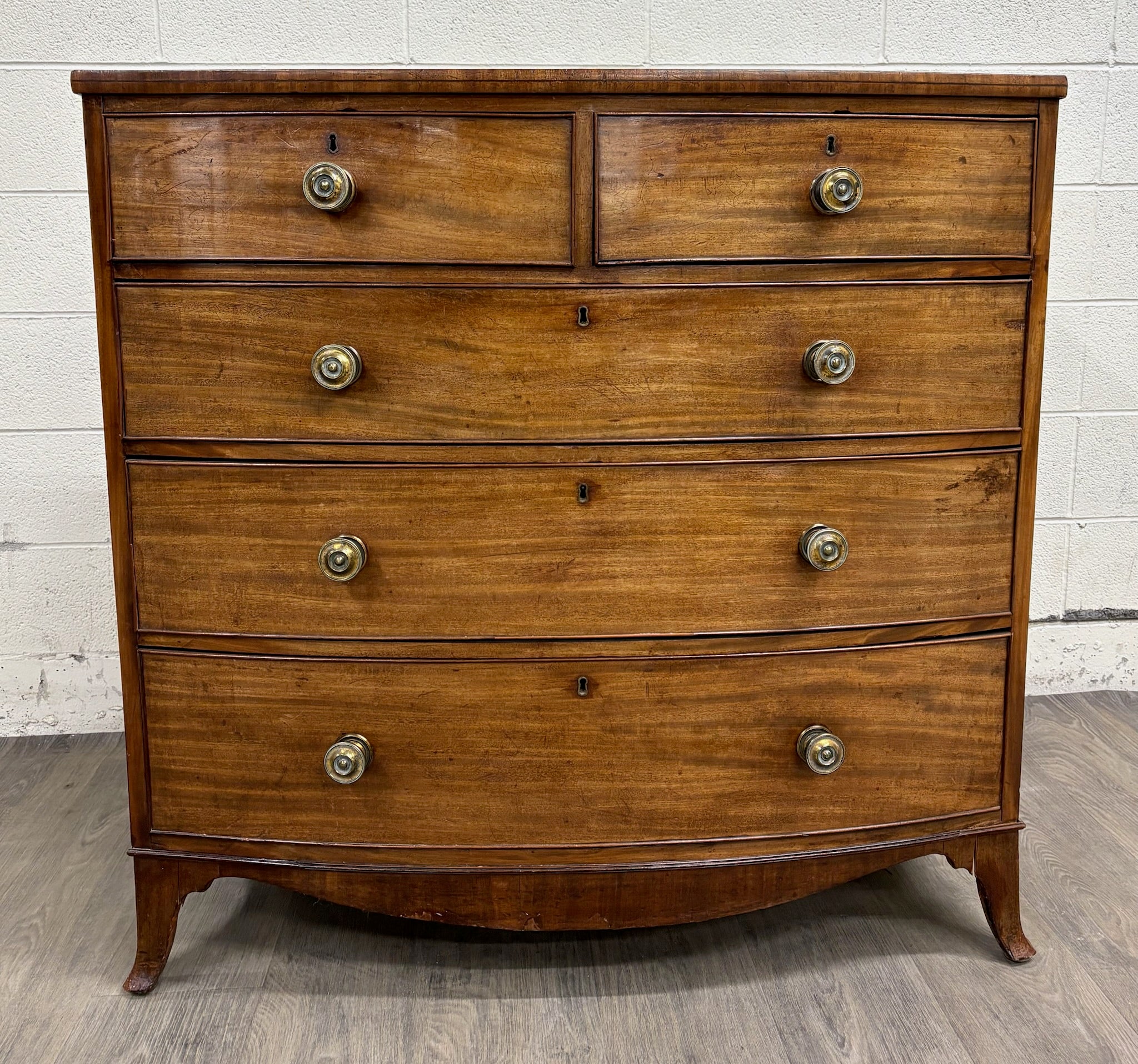 Antique Federal / Hepplewhite Style Bowfront Mahogany Chest of Drawers