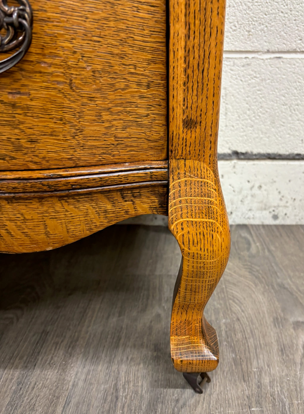 Antique Victorian Tiger Oak Serpentine Dresser with Mirror