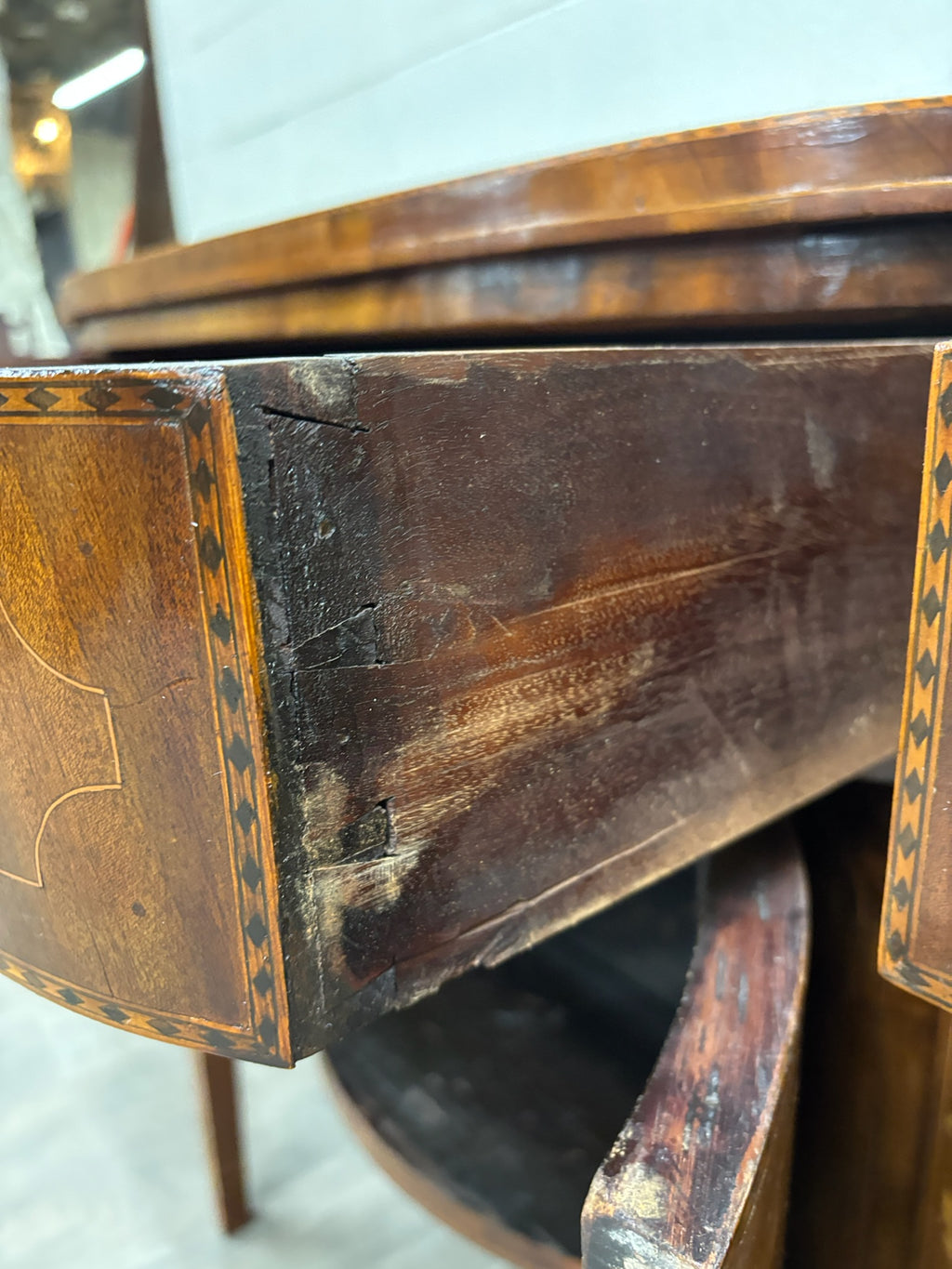 Antique Federal Style Satinwood Inlaid Bowfront Sideboard Server Buffet Credenza
