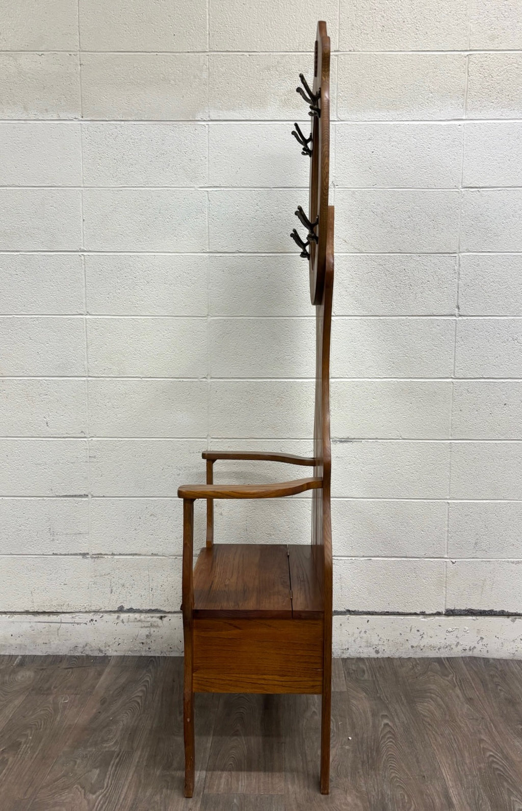 Antique Arts and Crafts Style American Oak Hall Tree with Mirror and Storage