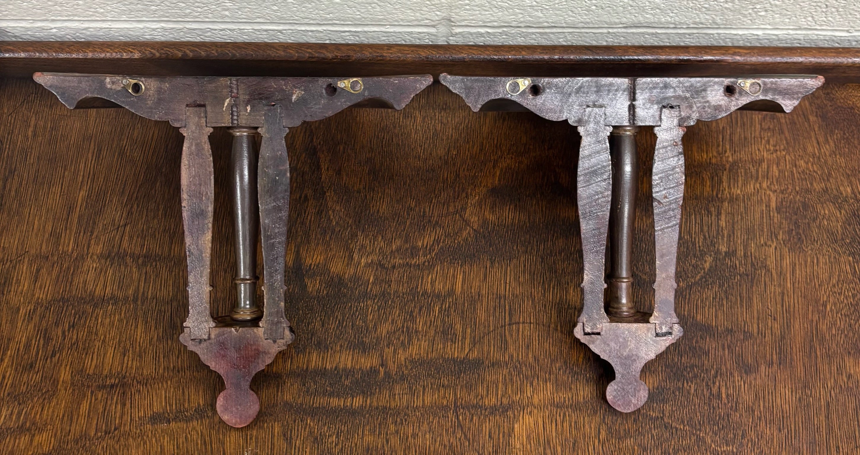 Vintage Classic Colonial Revival Wooden Wall Shelves - Pair