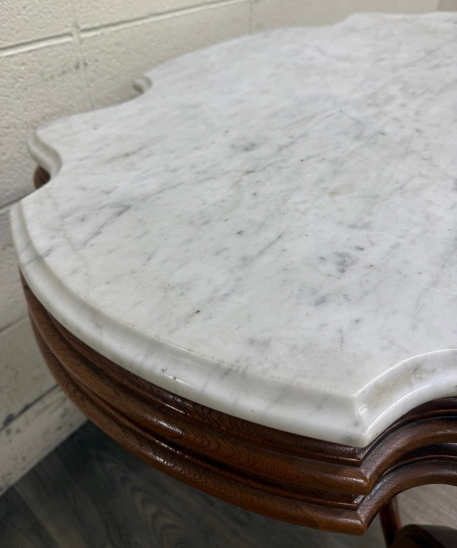 Antique White Marble Turtle Top Victorian Eastlake Parlor Table Center Table