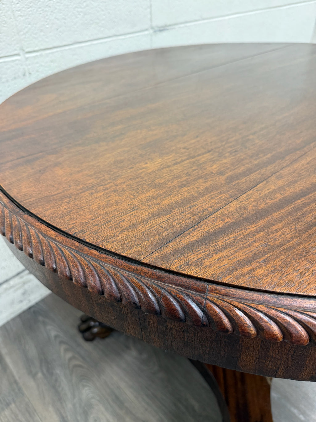 Antique American Empire Carved Mahogany Lion Paw Feet Pedestal Center Table