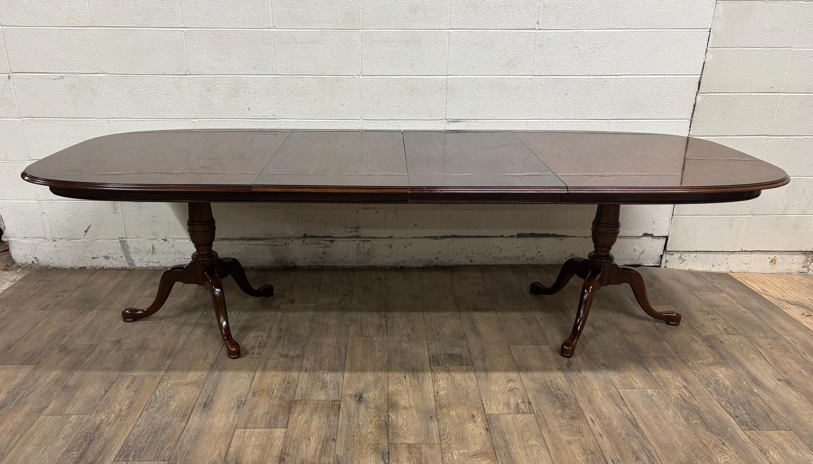 Vintage Drexel Georgian Style Cherry Double Pedestal Dining Table