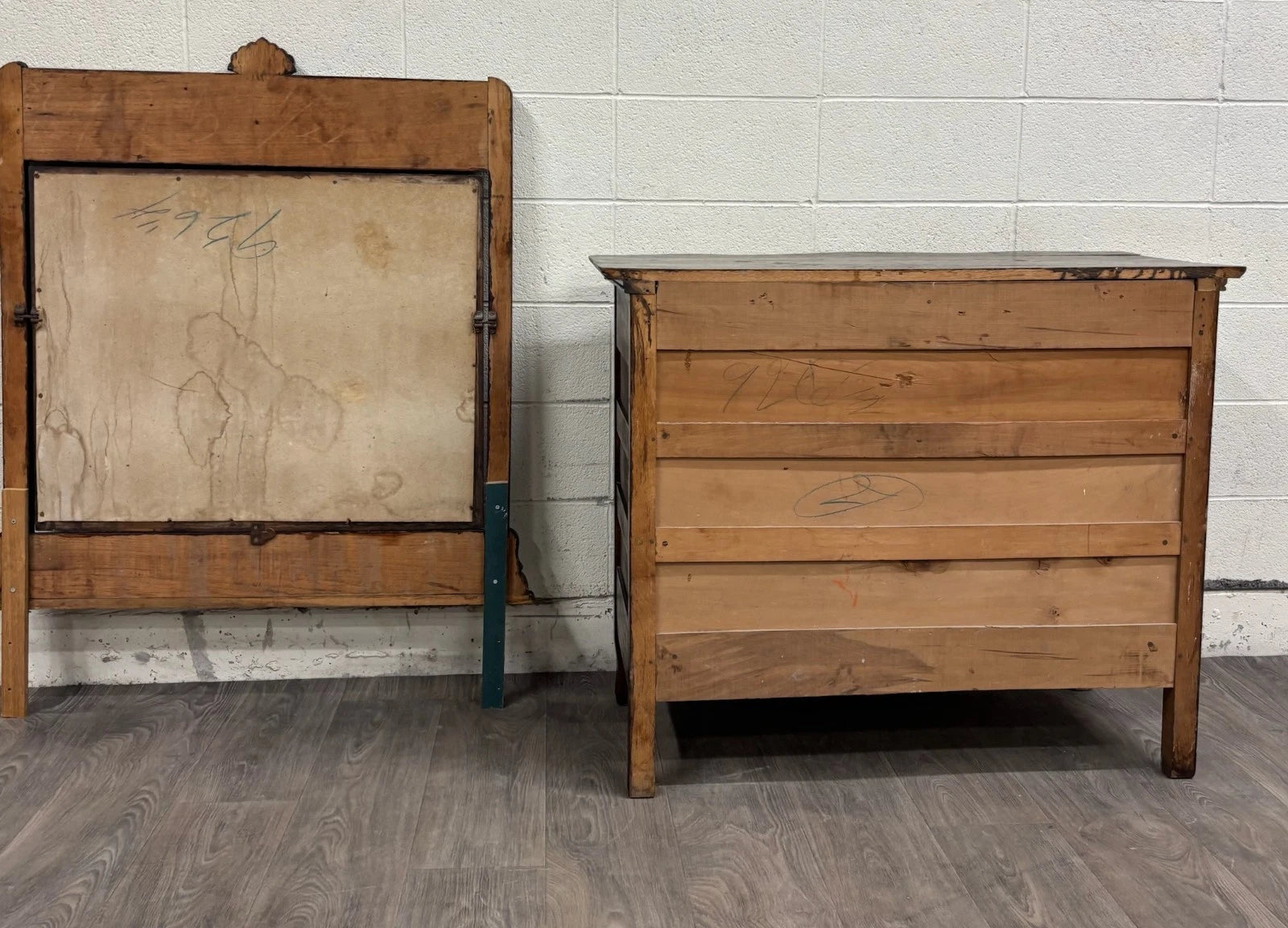 Antique Late Victorian Edwardian Serpentine Oak Dresser with Removable Mirror