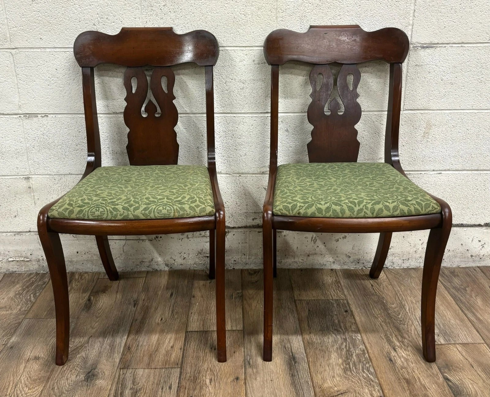Vintage American Empire Style Mahogany Dining Chairs Accent Chairs