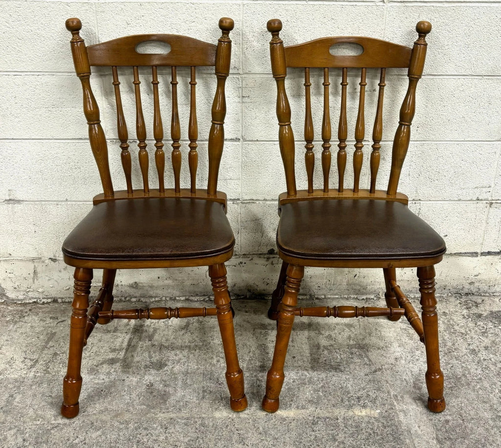 Vintage Cochrane Inc. Bay Colony NO 938 737 Colonial Style Vinyl Seat Chairs