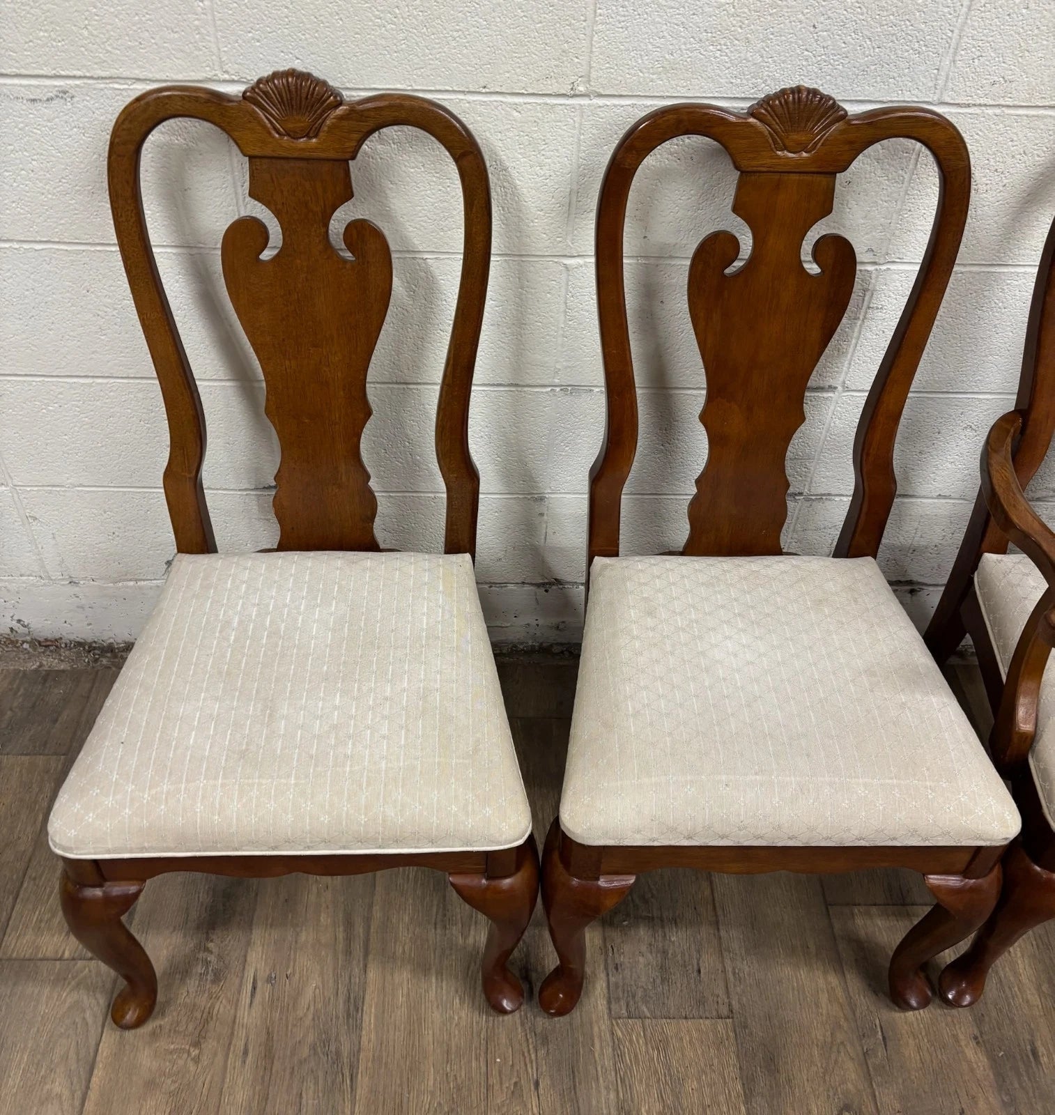 Vintage Universal Furniture Queen Anne Style Dining Chairs - Set of 5