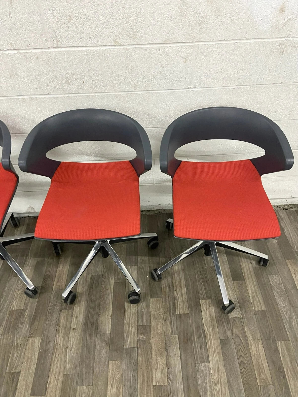 Cape Furniture Modern Black and Red Swivel Rolling Chairs - Set of 4