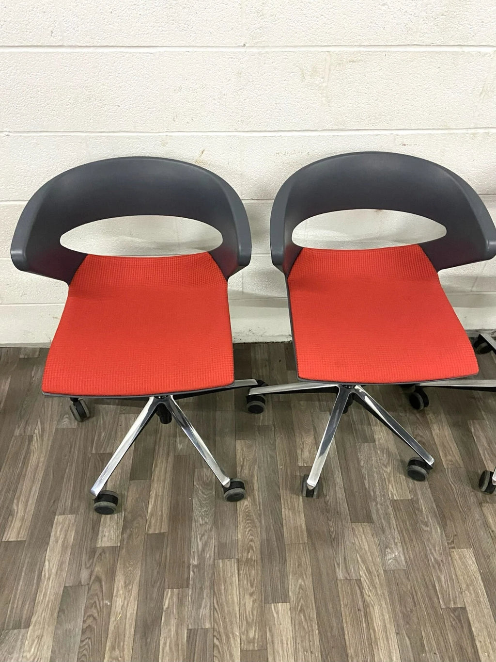 Cape Furniture Modern Black and Red Swivel Rolling Chairs - Set of 4