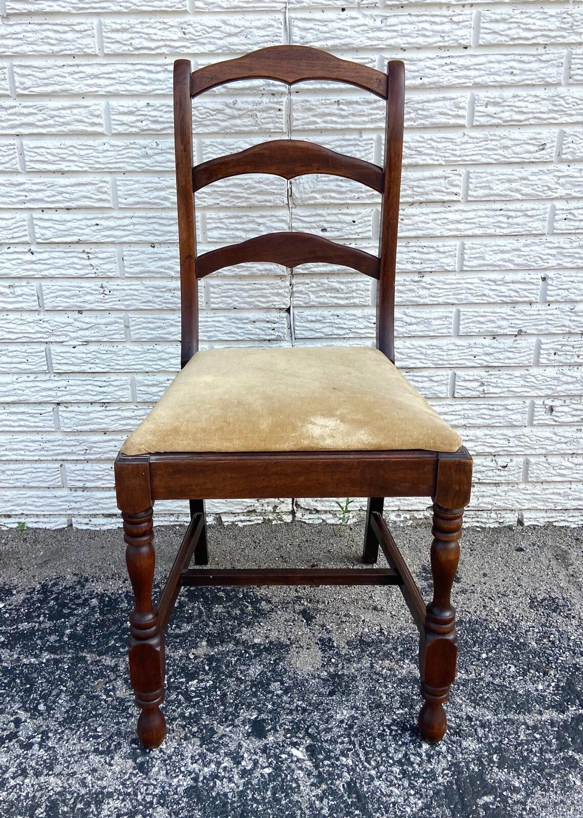 Vintage Ladderback Dining Chair