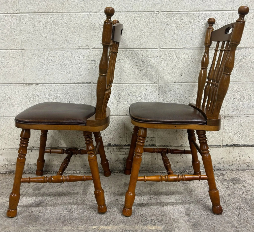 Vintage Cochrane Inc. Bay Colony NO 938 737 Colonial Style Vinyl Seat Chairs