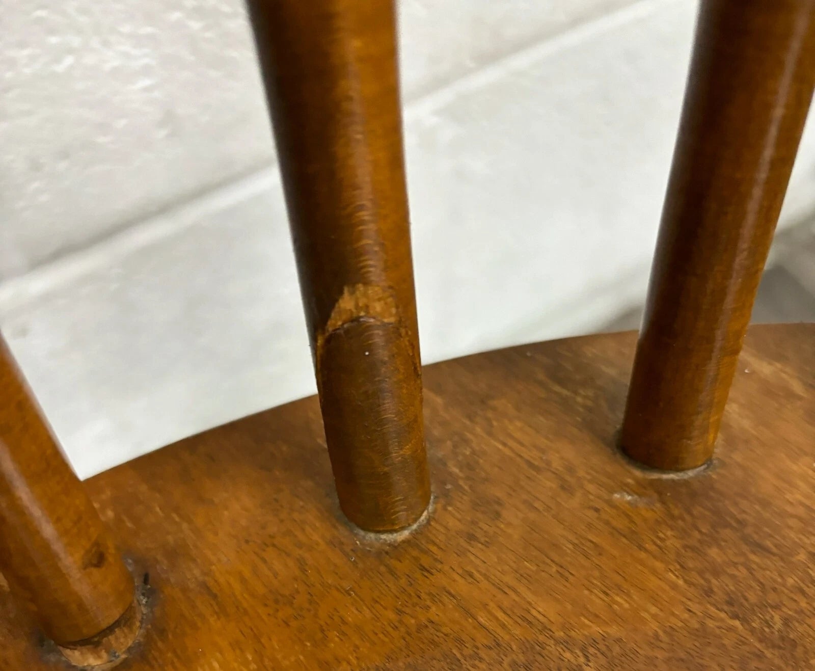 Vintage Ethan Allen Heirloom Nutmeg Maple Colonial Early American Dining Chairs