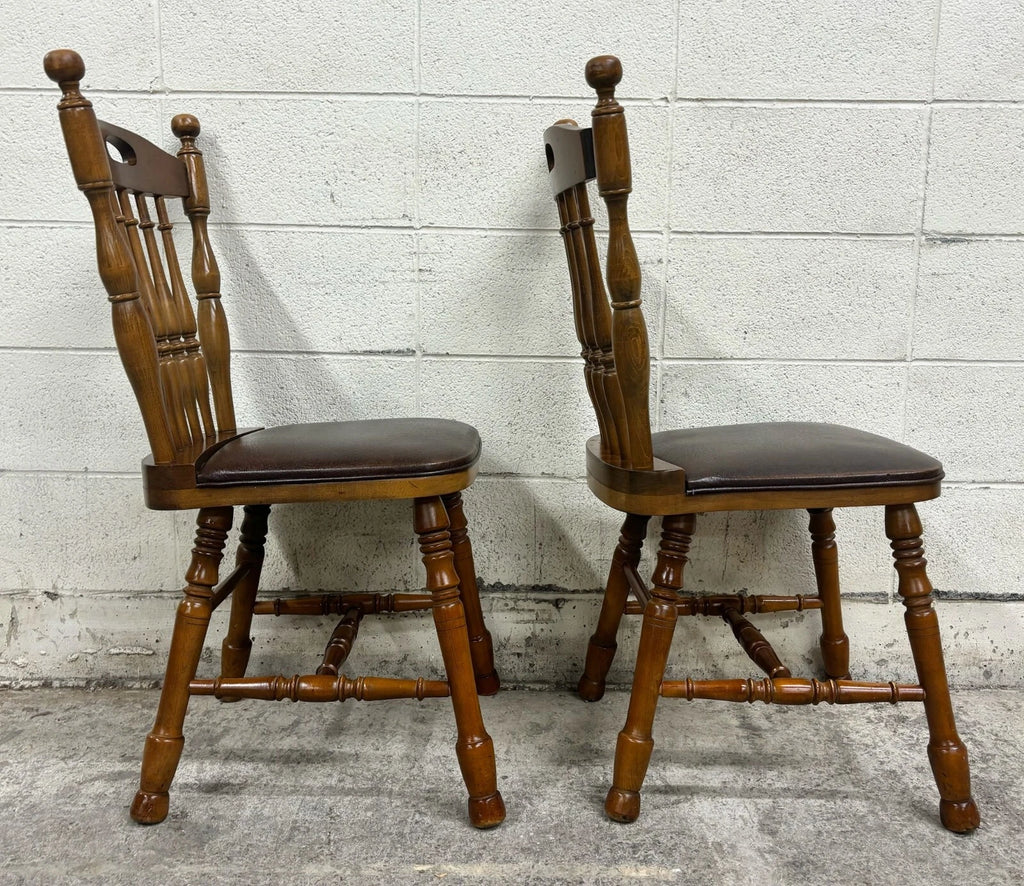 Vintage Cochrane Inc. Bay Colony NO 938 737 Colonial Style Vinyl Seat Chairs